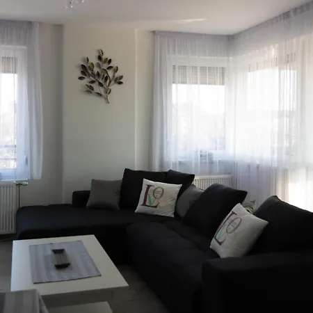 Waly Apartman 5 Star Apartamento *